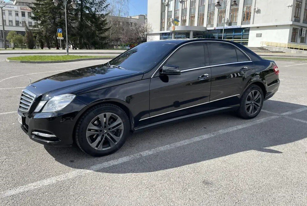 Mercedes E-Class W212