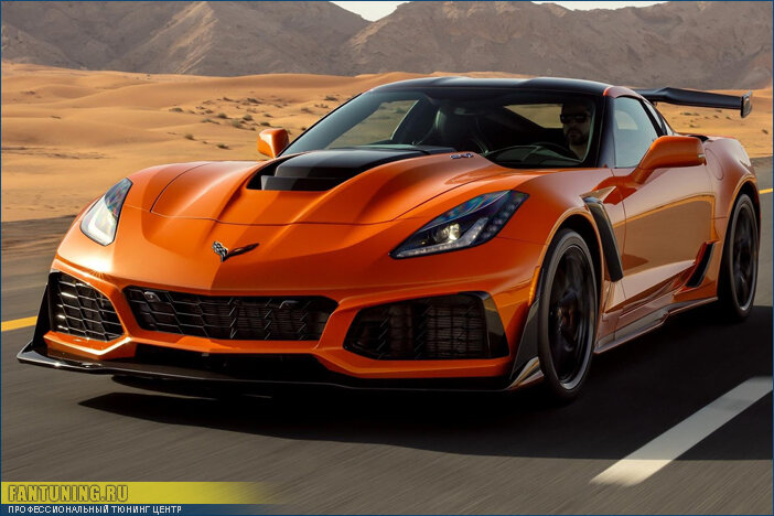 Передний бампер ZR1 на Chevrolet Corvette