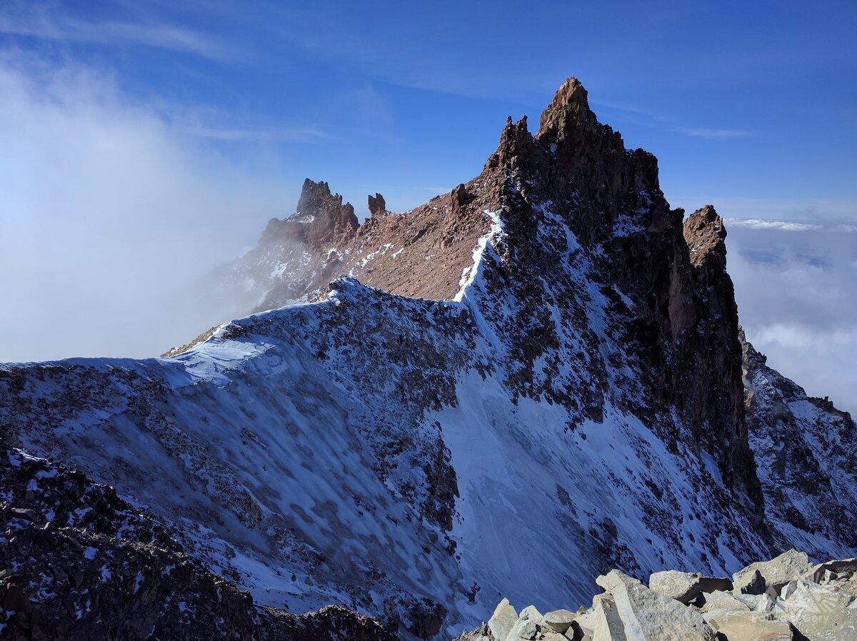 Гора Эрджияс. Сейчас на это горе горно-лыжный курорт.