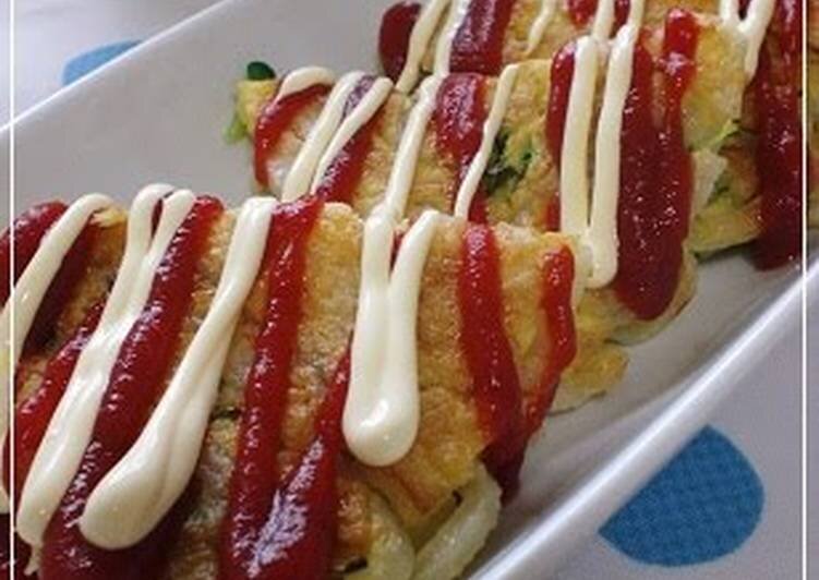 Фото готового блюда. Корейские блины в западном стиле с сыром и лапшой удон