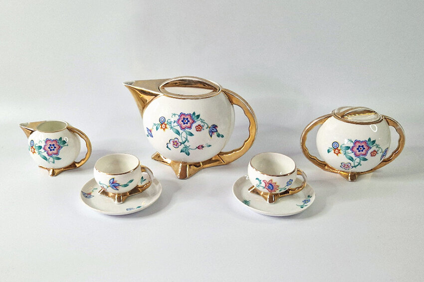 Кофейный сервиз «Kula» («Шар»). 1935 год, Fabryka Porcelany AS Ćmielów. Автор формы Богдан Вендорф