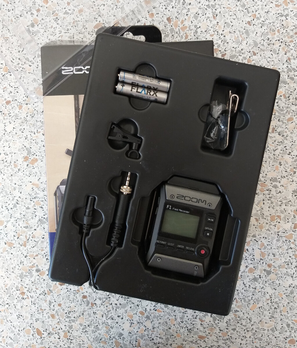 Комплектация рекордера Zoom F1