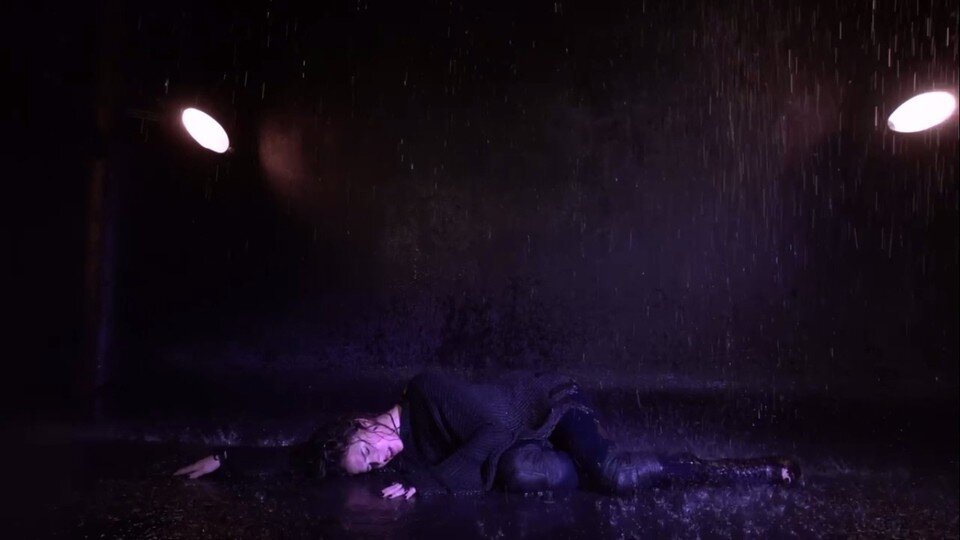     Фигуристка предстала в новом образе. Фото: скриншот из видео