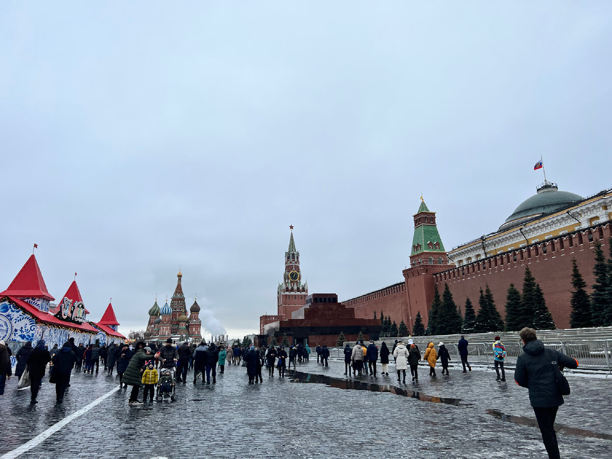 В Москве +3с, под ногами лужи