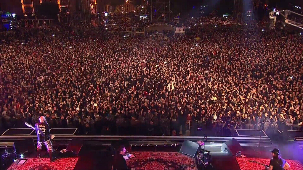 Down концерт. System of a down концерт. Ереван соад концерт. Концерт System of a down Yerevan. System of a down в Ереване.
