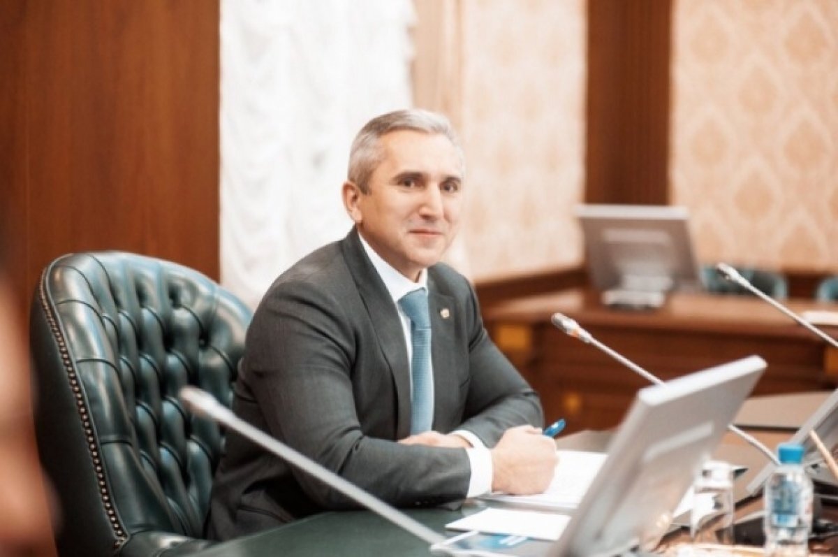    Губернатор Тюменской области Моор отмечает 49-летний день рождения