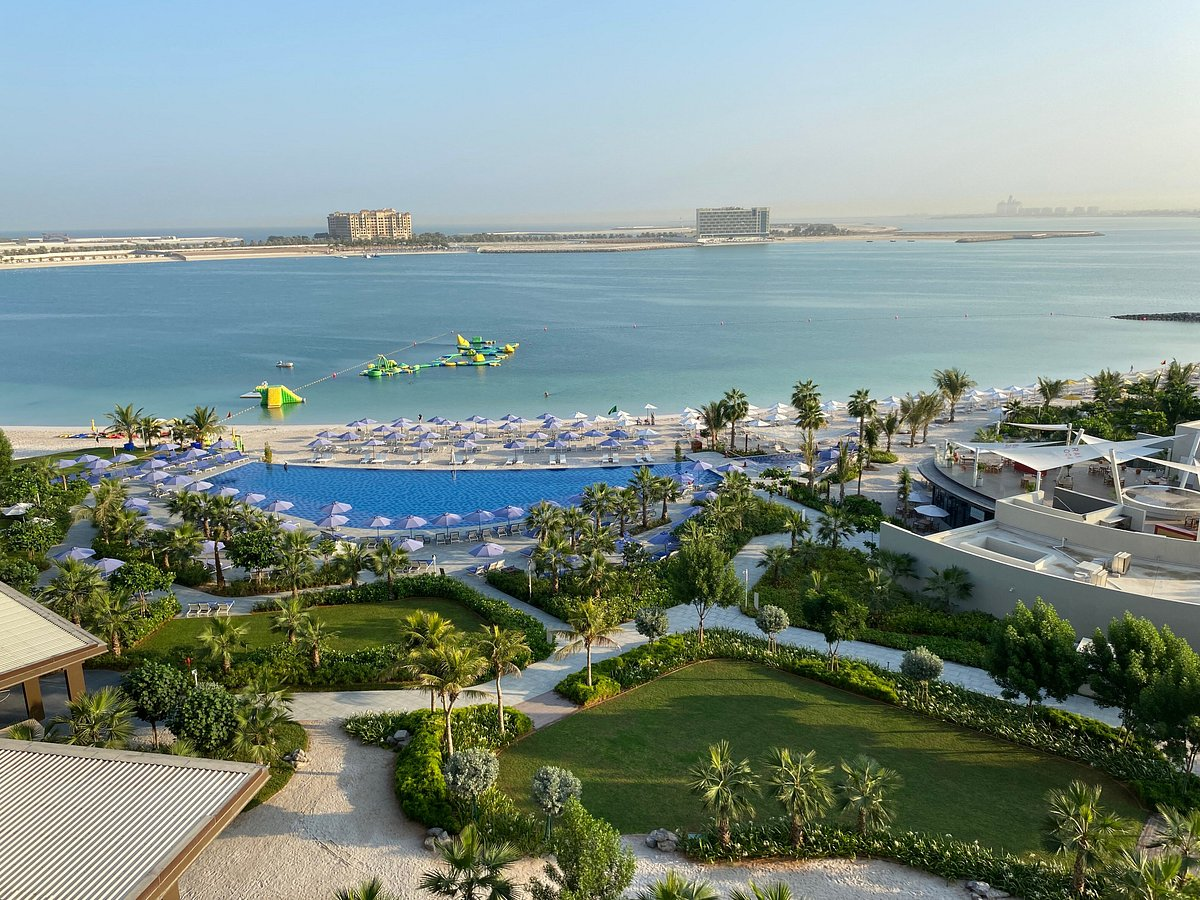 Movenpick resort al marjan island оаэ