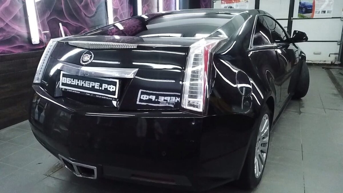Тонирование стекол автомобиля в СПб на Cadillac CTS 
