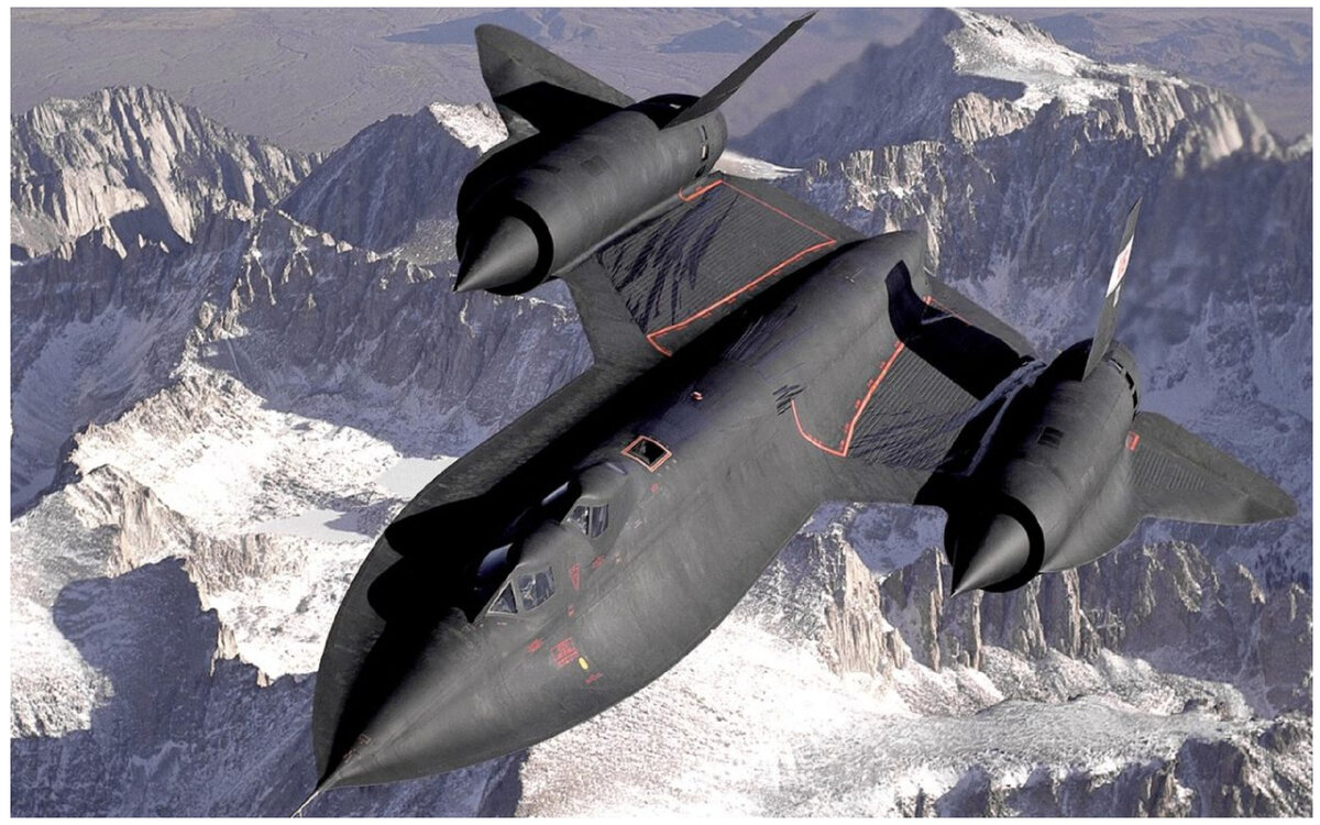 Самолет-разведчик SR-71 Blackbird. Данная картинка из общедоступных ресурсов сети интернет и принадлежит только ее авторам.