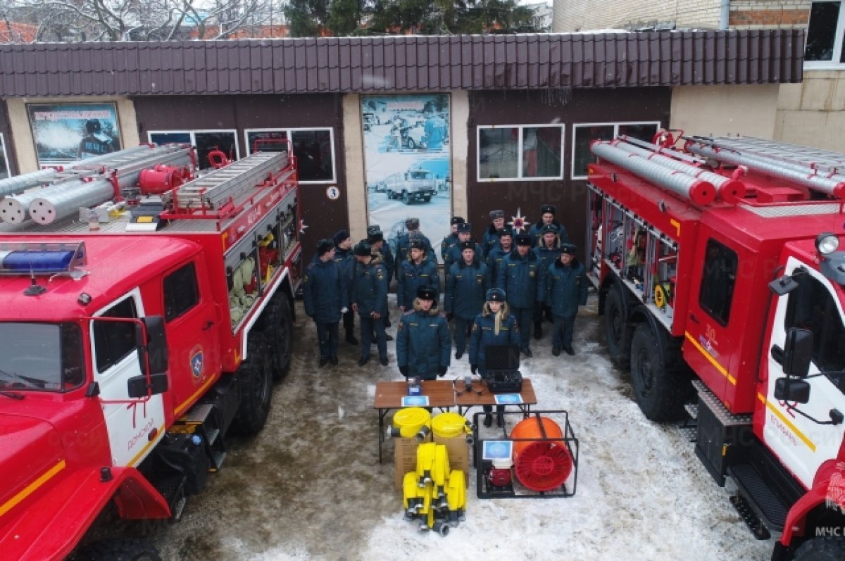    Спасателям из Щёкина и Узловой вручили новую технику и пожарные рукава