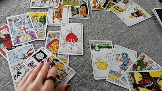 Карта таро на беременность императрица. Карта таро рождение ребенка. Карты средневековая фортуна. Карты сказали. Карты говорящие бывшего.