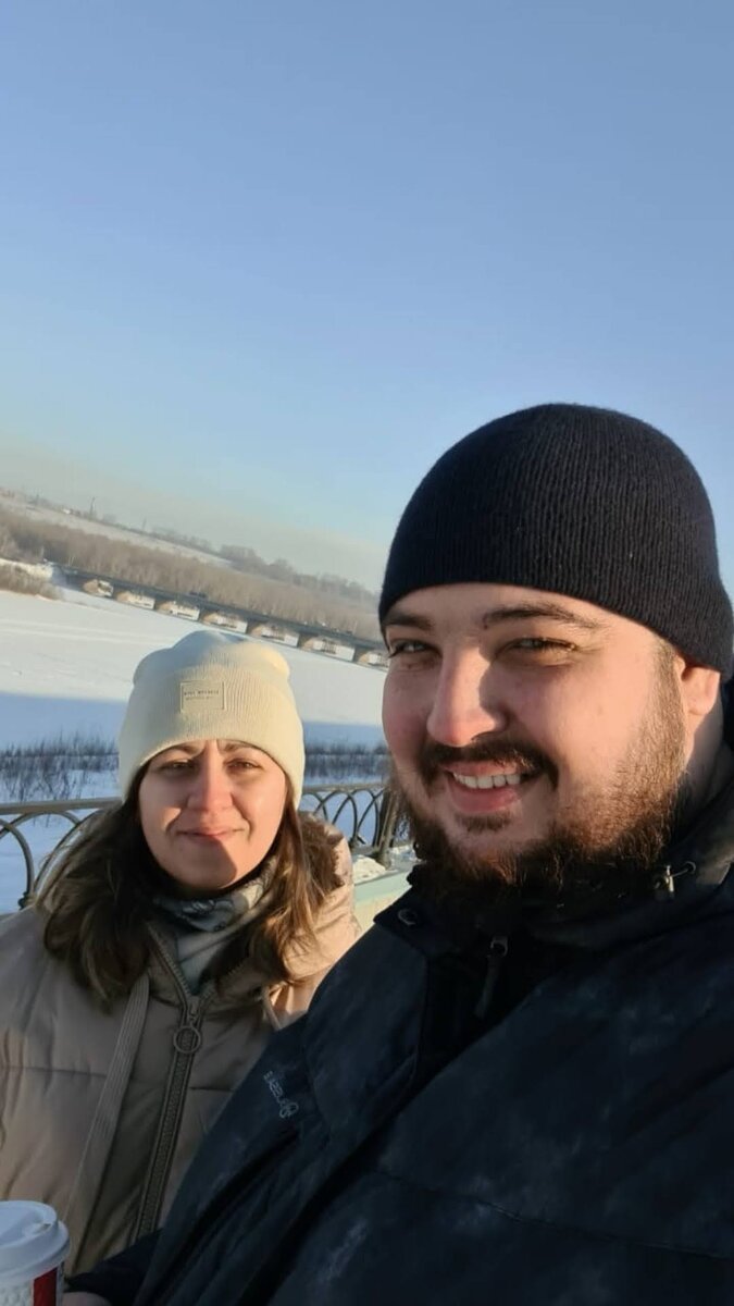 В феврале только начали выходить на прогулки