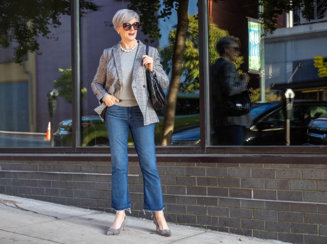 Стильные и модные джинсы 2024-2025 — новинки и тренды сезона