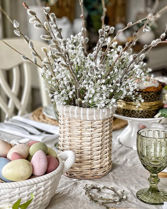 Корзины — один из лучших атрибутов Пасхального стола. Вкупе с льняными салфетками добавляют уюта.  Добавьте описание
