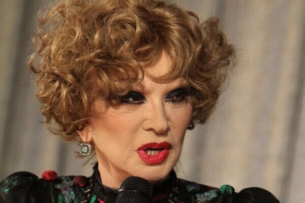    Людмила Гурченко, фото: goodhouse.ru