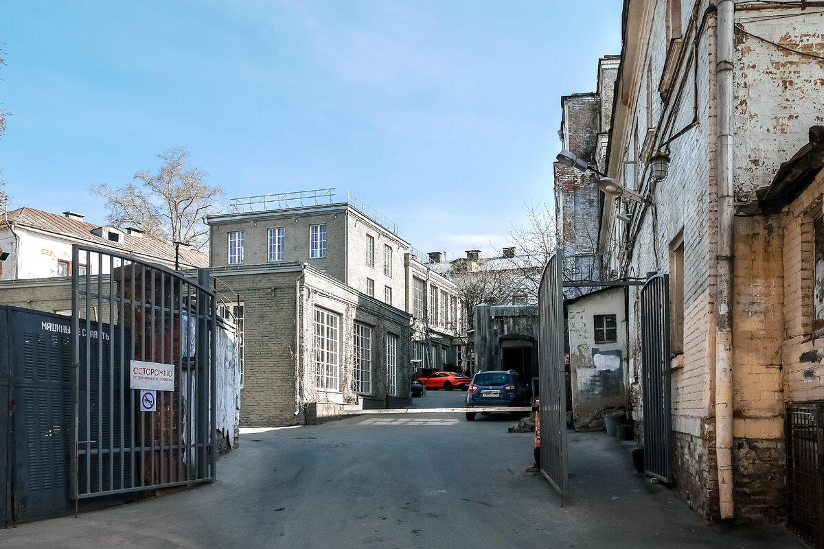 Фото ph_zakharenkova апрель 2023, Арт-квартал "Хохловка"