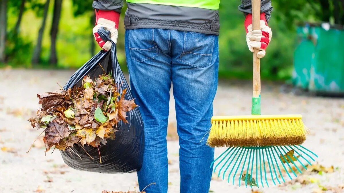 В Радоницу обязательно ходят на кладбище. Фото: pxhere.com