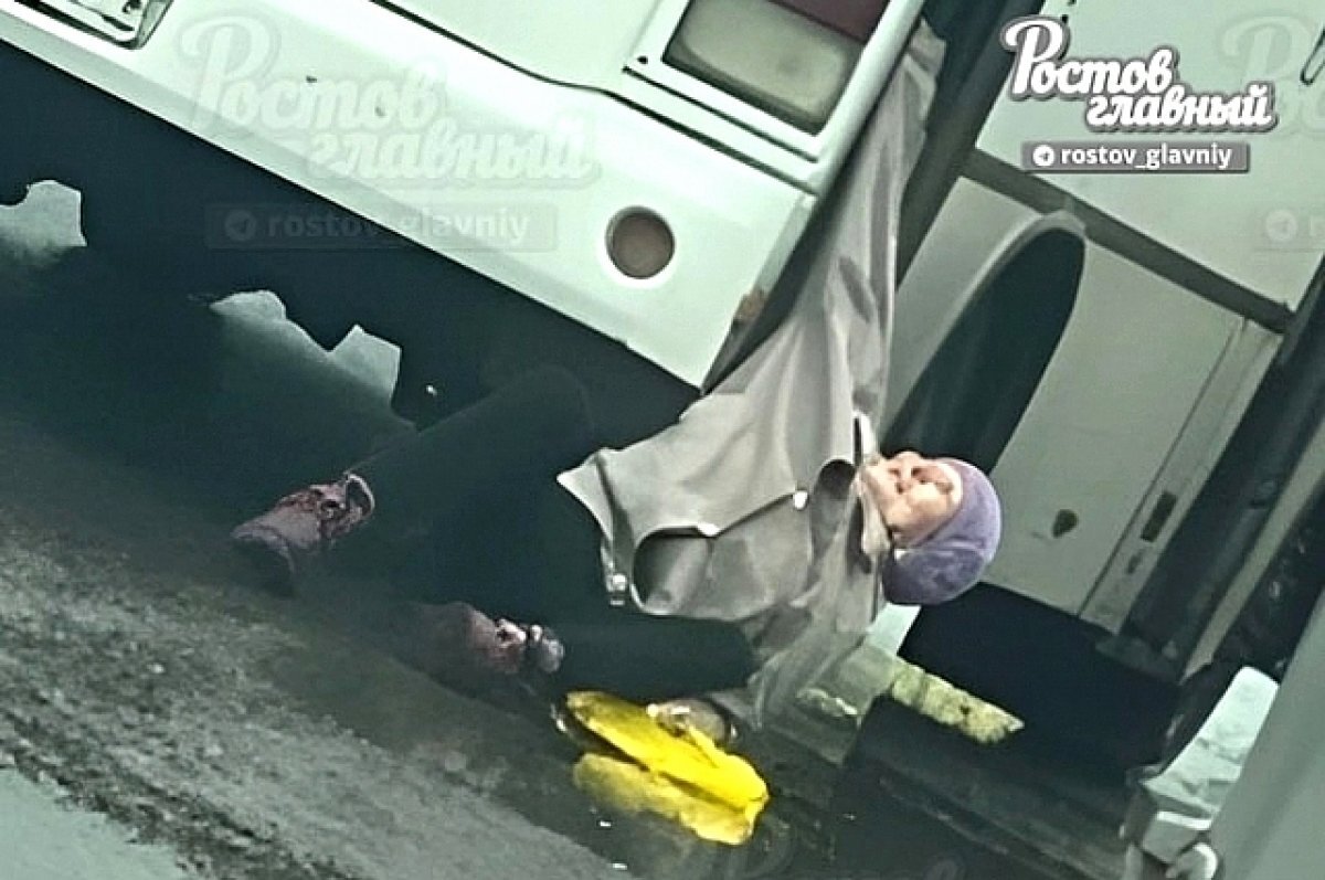    Власти Азова рассказали о ЧП с бабушкой, которой защемило руку в автобусе