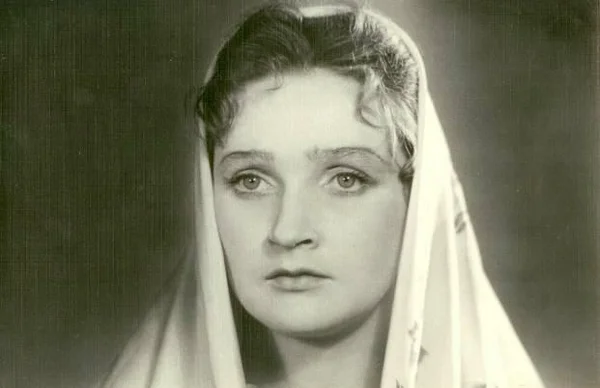 Галина Кирюшина в роли Катерины. Малый театр