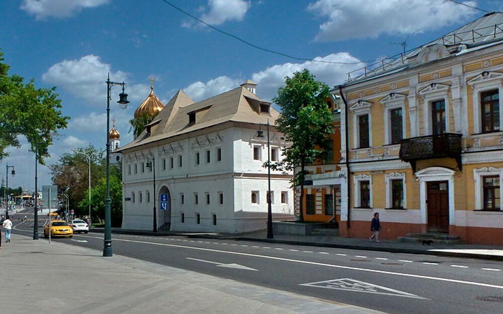 Пречистенка в москве