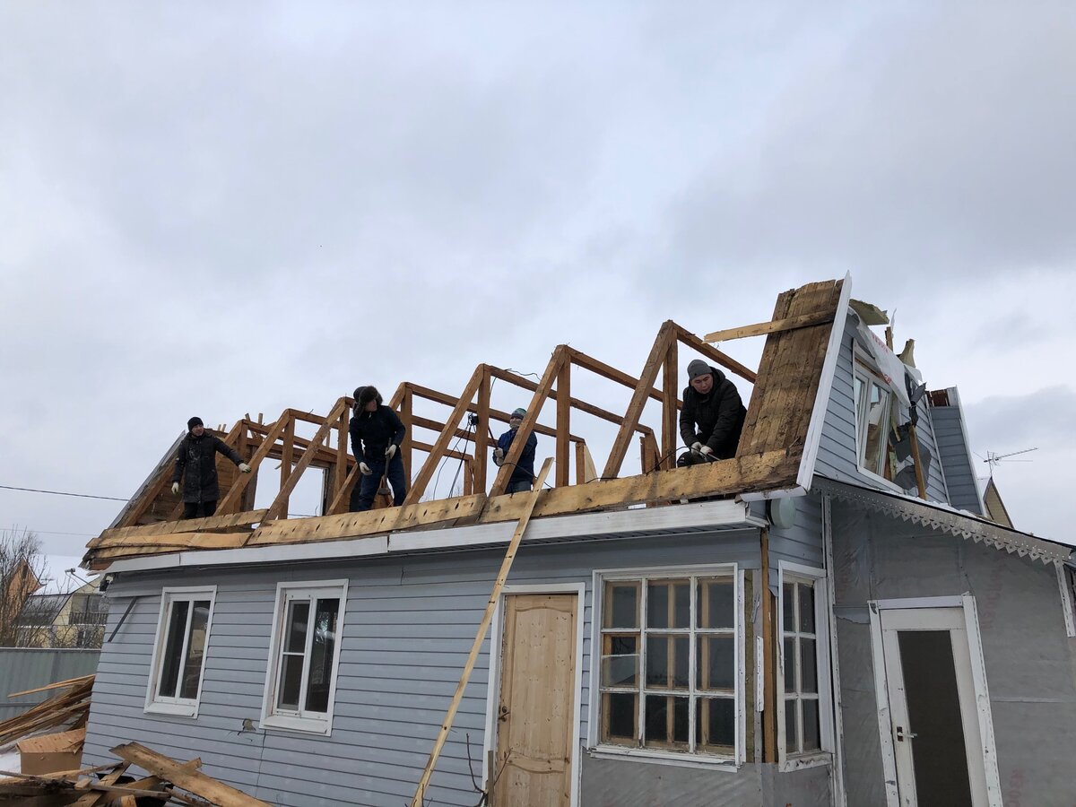 Сносят второй этаж