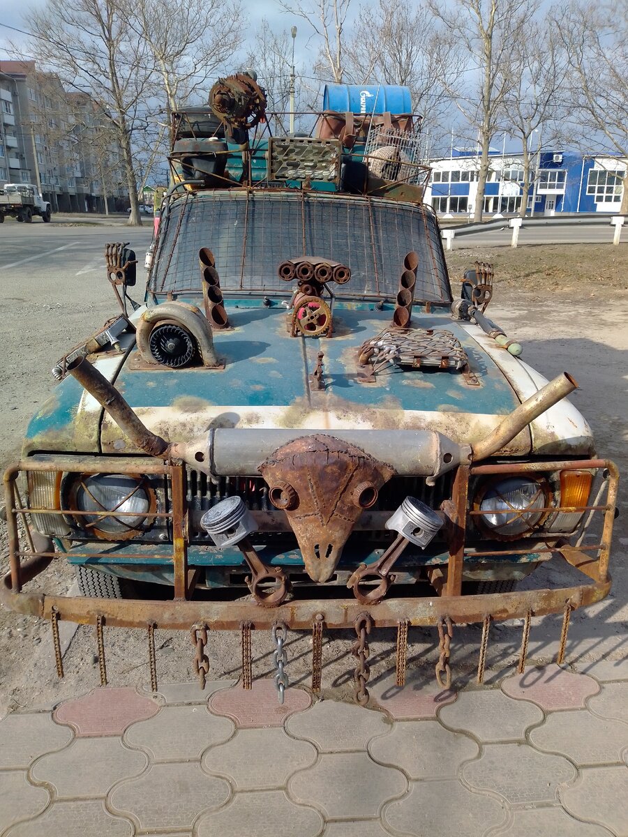 Говорят, что он даже поехать может.