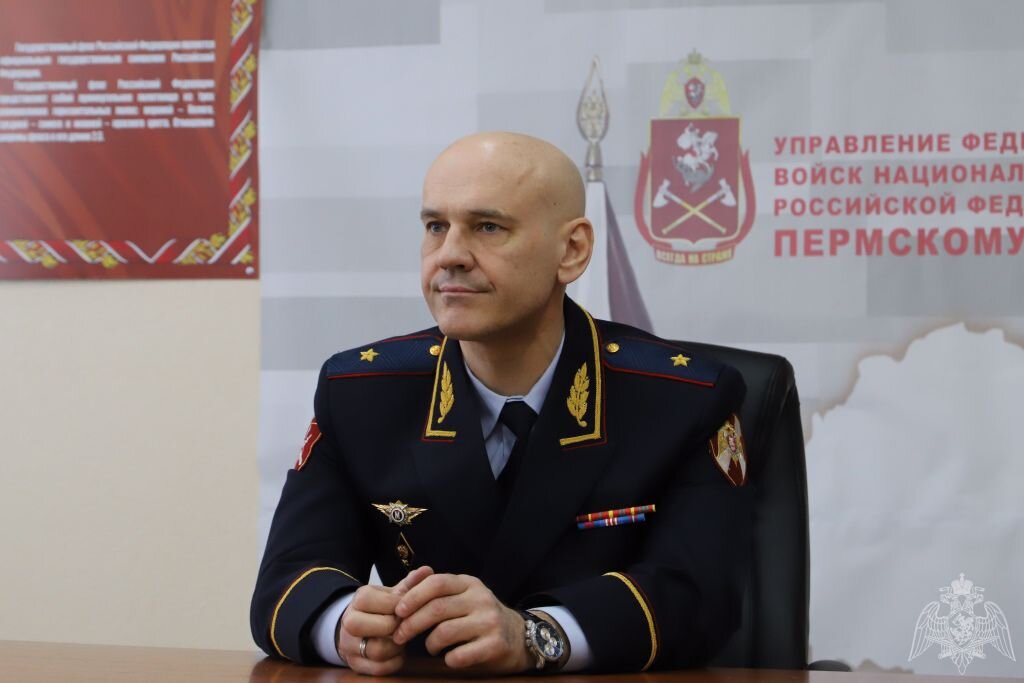 В преддверии 5-летия со дня образования войск национальной гвардии Российской Федерации и 210-летия образования войск правопорядка в рамках проводимых мероприятий «Дни Росгвардии» начальник Управления Росгвардии по Пермскому краю генерал-майор полиции Борис Бородавин поздравил личный состав с профессиональным праздником. 
В начале мероприятия ведущий зачитал поздравительную телеграмму командующего Приволжским округом войск национальной гвардии РФ генерал-полковника Александра Порядина.

Начальник управления поздравил сотрудников с 5-летием образования войск национальной гвардии Российской Федерации. Отметил, что подразделения Росгвардии Пермского края достойно защищают конституционный порядок на территории Прикамья и других регионах Российской Федерации от террористических и криминальных угроз.

За образцовое исполнение служебных обязанностей и достигнутые успехи в работе генерал-майор полиции Борис Бородавин наградил отличившихся сотрудников и военнослужащих управления грамотами, медалями, ценными подарками.

В завершение руководитель пермского управления Росгвардии поблагодарил личный состав за преданность выбранной профессии, за неоценимый вклад в формирование и развитие нового силового ведомства, пожелал крепкого здоровья, семейного благополучия, новых творческих успехов.