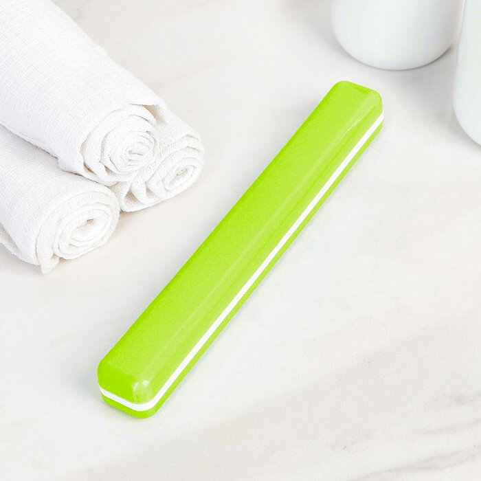 Пластиковый футляр для зубной щётки