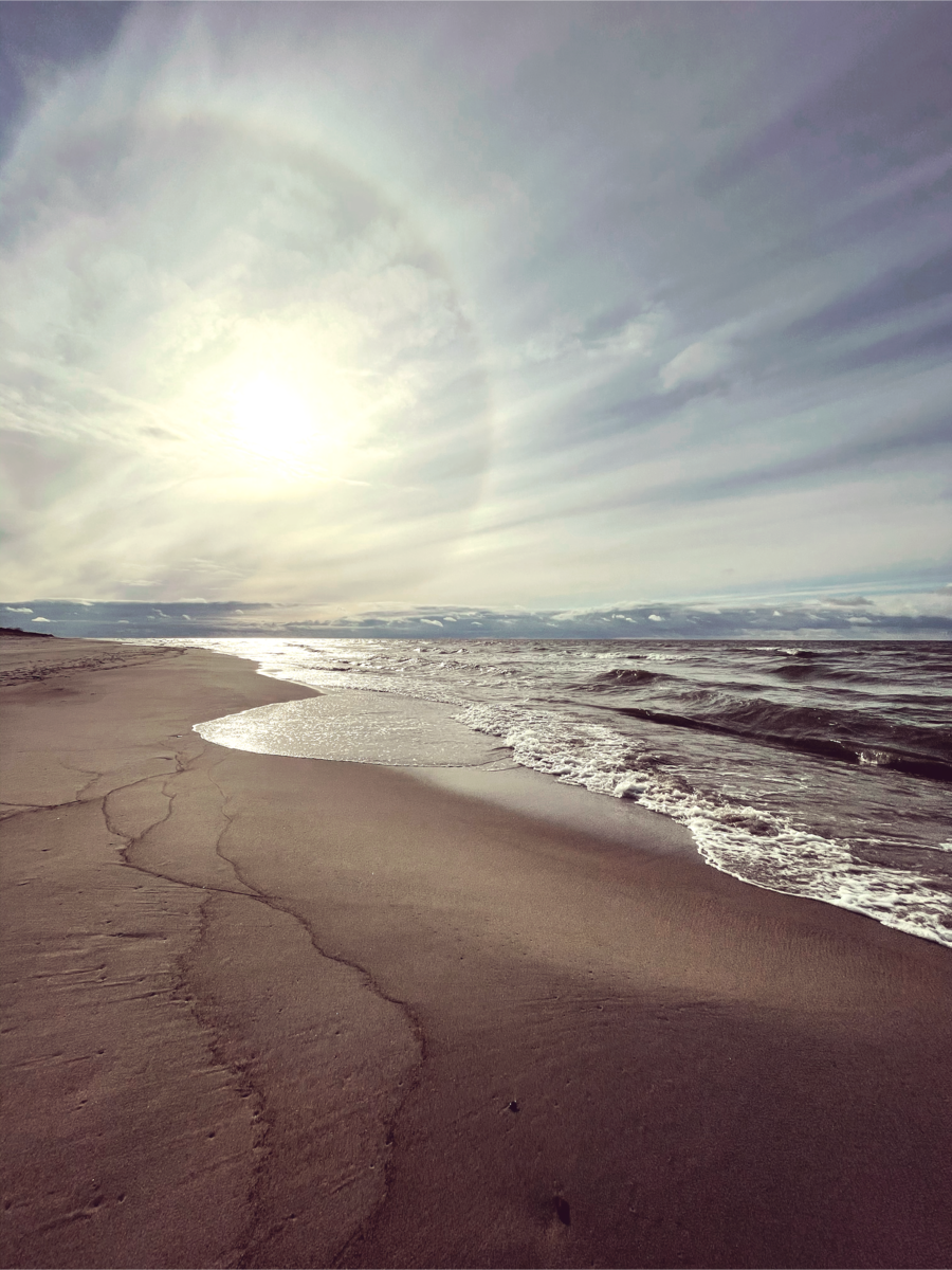 В балтийском море сейчас. Куршская коса море. Куршская коса закат. Балтийское море. Балтика море.