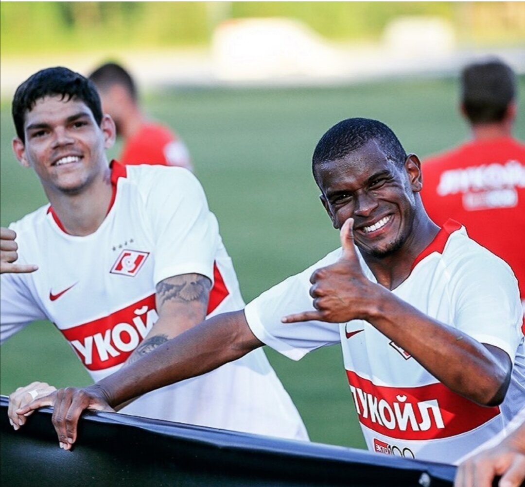 Фото: Лукаса Айртона и ФЕРНАНДО 