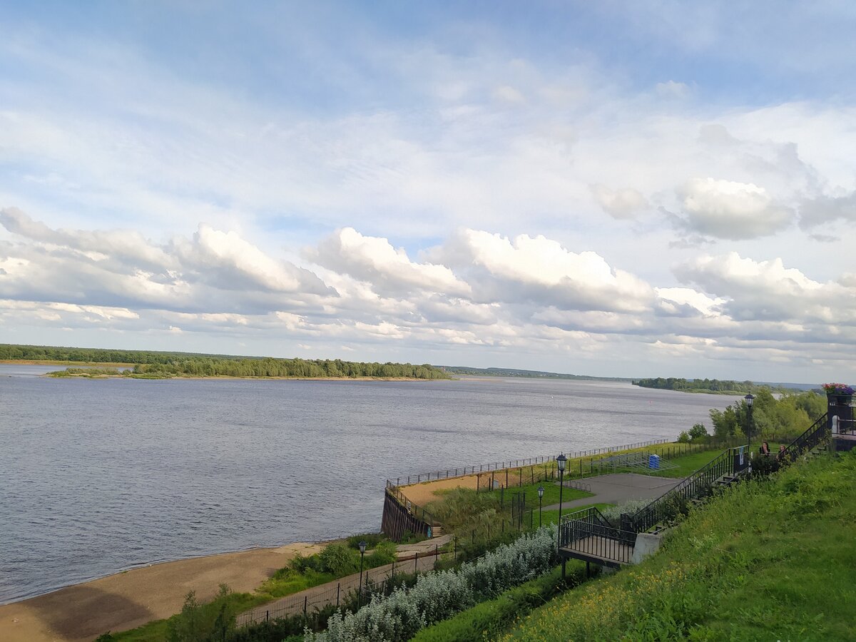 Сарапул Кама. Происхождение названия реки Кама. Река Кама. Грязная река Кама Сарапул.