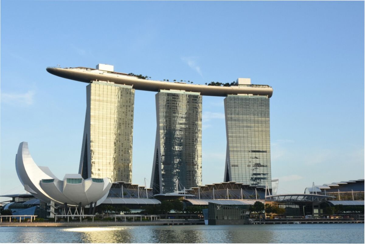 Стоит ли путешествовать в сингапур?