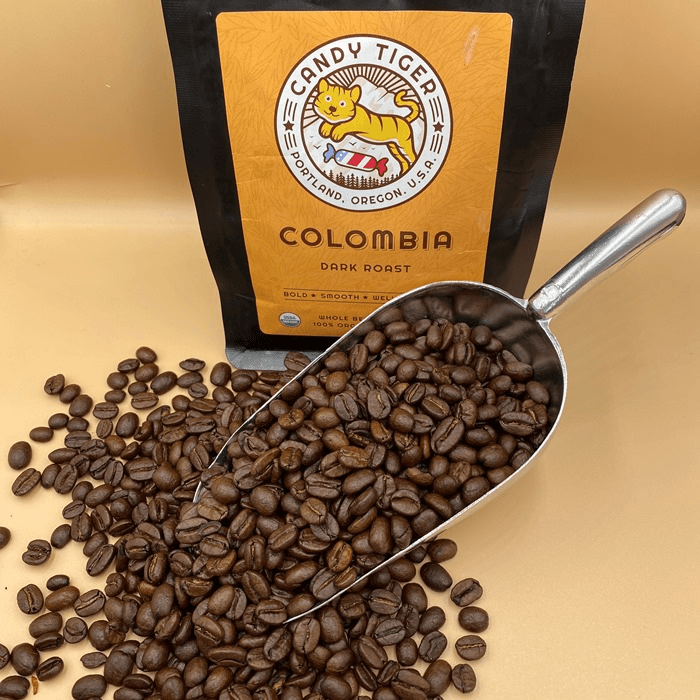 Органический кофе. Кофе Кэнди. Кофе Кэнди в зернах. Кофе с тигром на упаковке.
