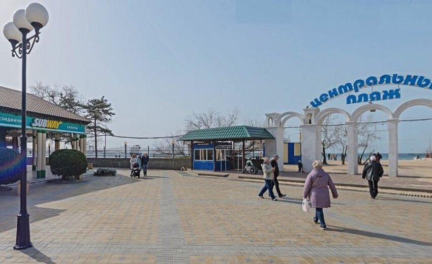 2020 год: вид со стороны Аквапарка и центрального входа
