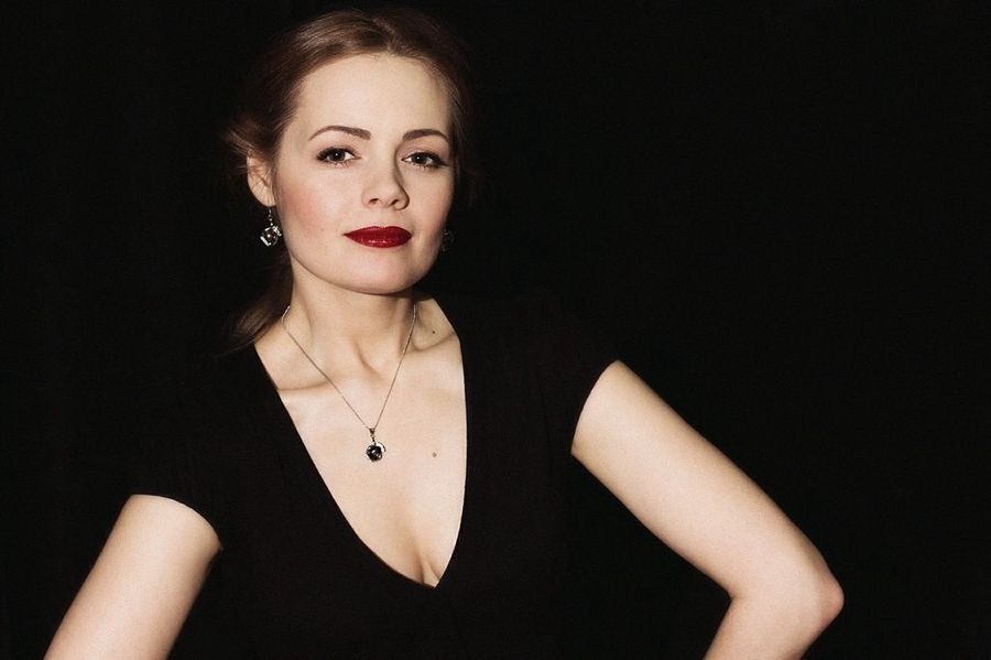 Анна Миклош