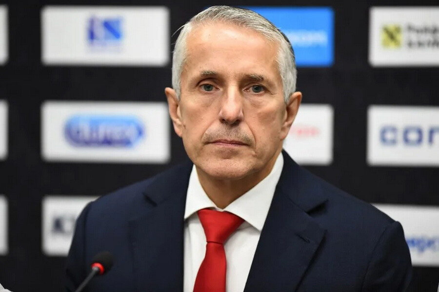 Боб Хартли, главный тренер Авангарда фото с сайта https://rus.team/people/bob-khartli-bob-hartley