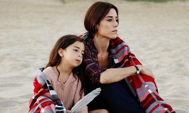 Кадр из сериала "Моя мама"