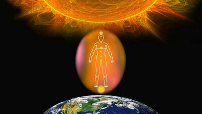 Сейчас очень  трудно людям от их  несовершенства и непонимания,  а вся причина в том, что  многие разучились любить БОГА в себе, а значит, ближнего, и нет у людей знаний о Космических Творцах – ЕДИНЫХ Душе и Духе, проявленных через Свет Солнца, как Суть Небесных Родителей, ибо только ИХ  Божественные Лучи несут в каждую душу энергии Любви и  Доброты, Чистоты и Веры, энергии Гармонии, Знаний  и Мудрости, Силы и Мужества, Тепла и Огня ЕДИНЫХ МАТЕРИ-ОТЦА всей Жизни. 
Слова людей    не несут Света, если человек не принимает, или не исполняет сам то, о чем говорит. Есть люди Света, общающиеся с Солнцем с детства, люди совести, слушающие свою душу, в которой горит вечная Искра БОГИНИ-БОГА.
 А есть люди – носители т-ты из-за своего духовного невежества. Это   души, которые за множество воплощений не усвоили аспектов любви, воли, Веры не только в БОГА, но и в себя. Они живут, не понимая смысла своего рождения и верят, что после смерти ничего нет. Для них закрыты все Лучи, и сами они  серо-черные, и серым веществом забита каждая чакра, и питаются они энергией окружающих людей. У них нет доступа к Божественной энергии, которую получают все души. Такие люди вынуждены воровать и отбирать энергию у другого, предварительно напугав его, вселив страх. Со сладкими, но пустыми словами, их острый язык внедряется в человека, и крадет его божественную энергию.  Люди  с негативными качествами,   не принявшие Духовные Космические Законы Единства Жизни и  не проявляющие всех  нравственных качеств, осыпаются с планеты, как недозревшие червивые яблоки. 
 И люди  должны каяться и молиться БОГИНЕ и БОГУ, ибо только молитва даст им возможность соединиться  с Источником Света.
 
Скоро все увидят Свет, который ослепит их, и поймут тогда люди, что этот Свет - ЕДИНЫЕ БОГИНЯ-БОГ, которые несут лишь радость, взаимопонимание, гармонию и мир в души.  Многие люди  хотят быть Богами, забывая об обязанностях, которые они добровольно должны взять на себя – стать солнышком для каждой души, для каждого существа, для   своего Рода и всего пространства жизни своей души в физическом мире и в Тонких Мирах.
И помнить, что устремляются и подтягиваются к ИСТОКУ Жизни, к Великому Изначальному СОЛНЦУ души людей  в единстве с духом по Лучам Веры и  чистыми Лучами - энергетическими каналами связи с Небесными Родителями.
И люди Будущего	 должны поставить цель перед собой – любить БОГА больше самого себя, и радоваться возможности каждый миг делиться Светом своей души.

Книга Любви-3   Серия ИСХОД
