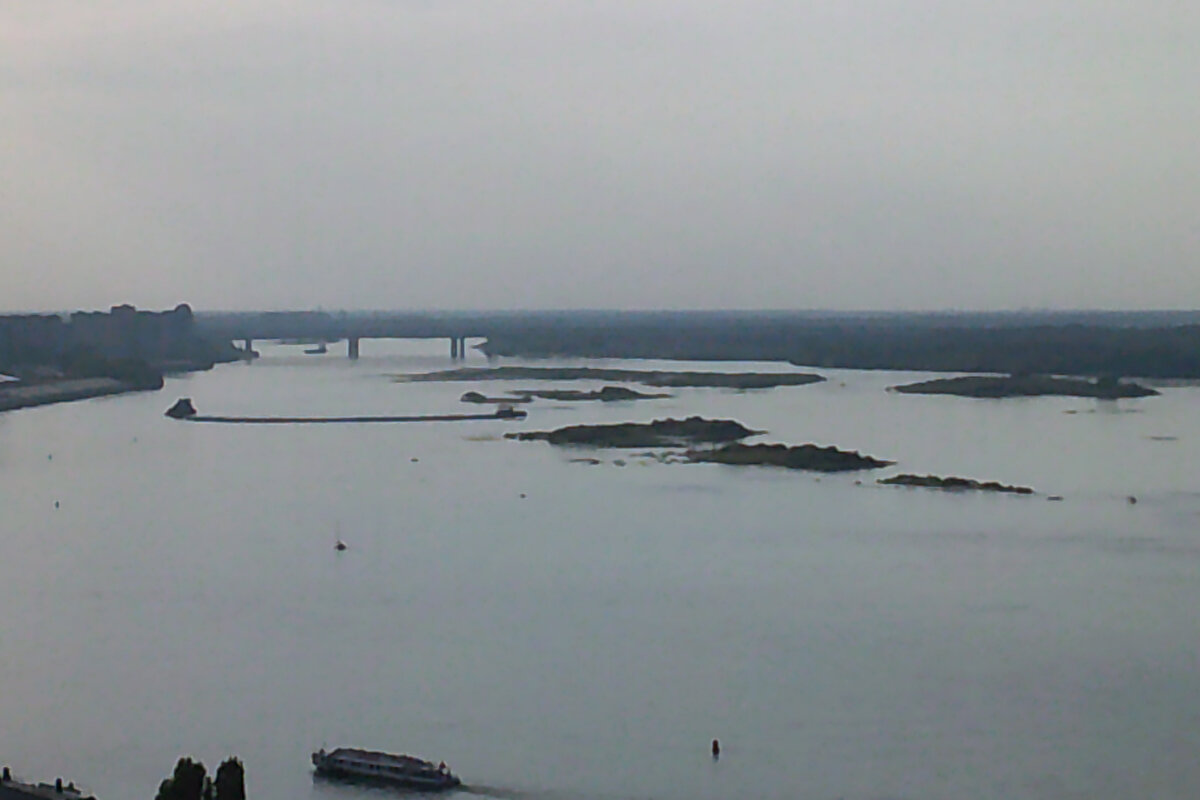 Волга напротив Нижегородского Кремля