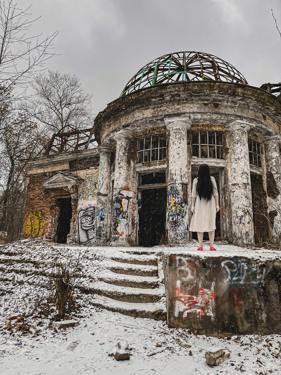 Заброшенный ресторан "Лесной" в Петербурге - бандиты, ведьмы и плохая ...