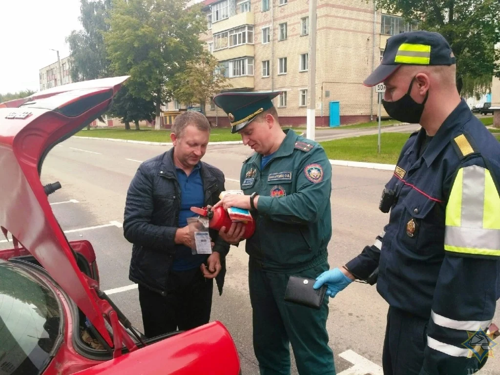 Зачем гаишники просят показать язык