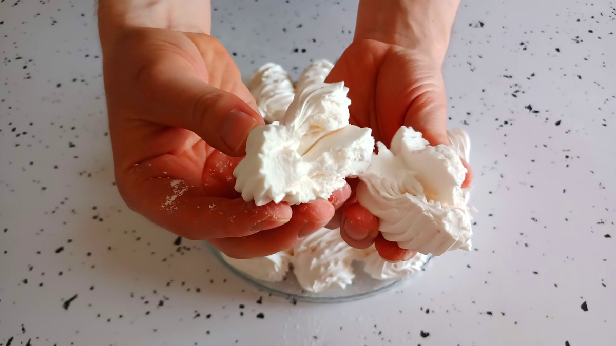 Готовлю очень вкусный зефир на яблочном соке. Это настолько простой и быстрый рецепт, что этот зефир можно готовить, хоть каждый день к чаю, без особых усилий.-14