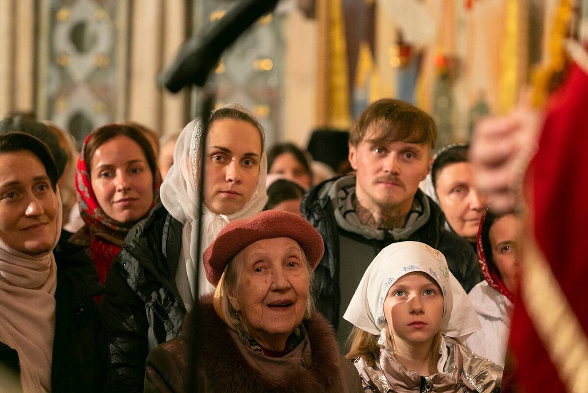 На Пасхальном богослужении в Свято-Елисаветинском монастыре