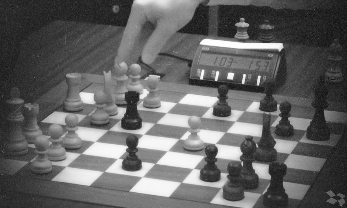 Фабиано Каруана против Магнуса Карлсена, World Blitz Chess Championship, Москва, 16 ноября 2010 год.