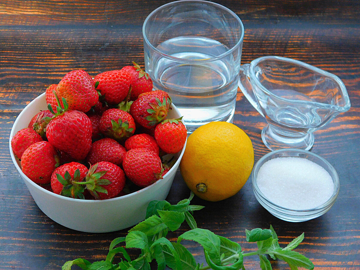 Ингредиенты для приготовления клубничного сорбета