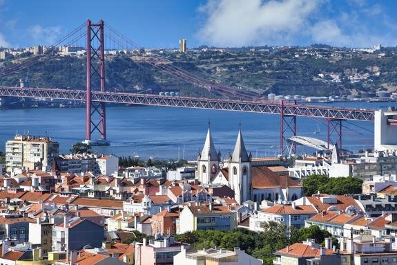    Панорама Лиссабона, Португалия, G&M Therin-Weise/http://imagebroker.com/#/search/