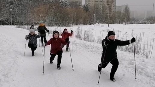 Ходьба выпадами