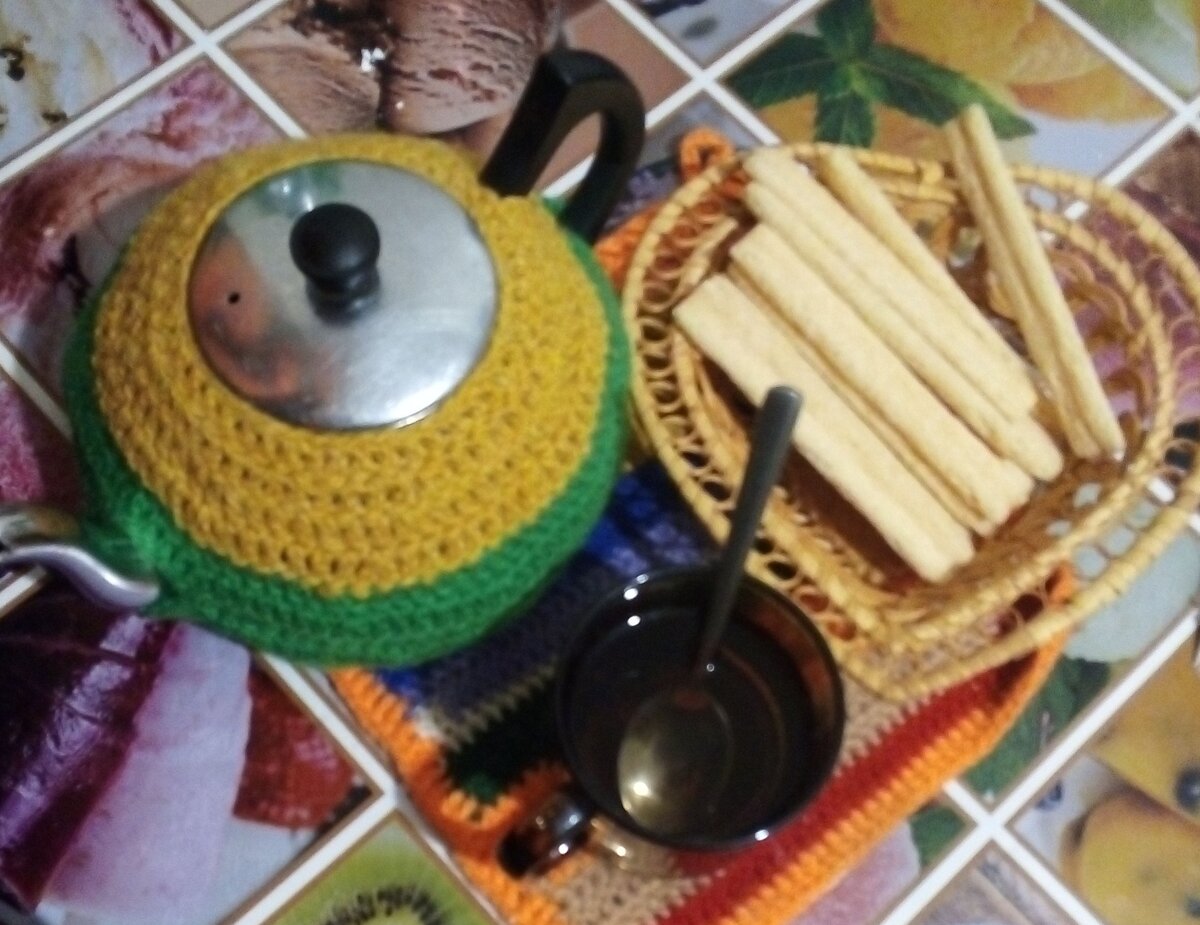Рецепт быстрого счастья: вкусняшки и любимый чай ☕🍰 