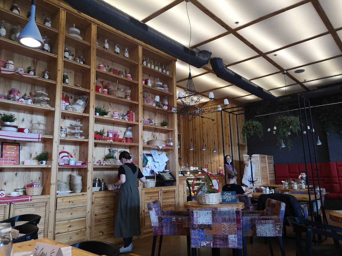 Интерьер кафе "Sugar Mama"