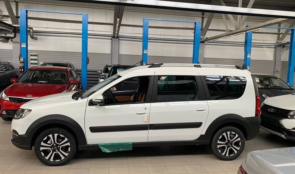 Lada Largus FL. Источник иллюстрации - instagram.com/rci_news/
